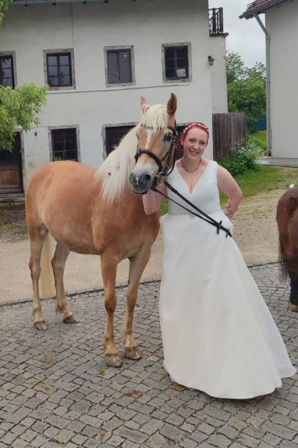 Schlichte Hochzeitskleider Große Größe Ausgefallene Brautkleider A Linie-babyonlinedressde