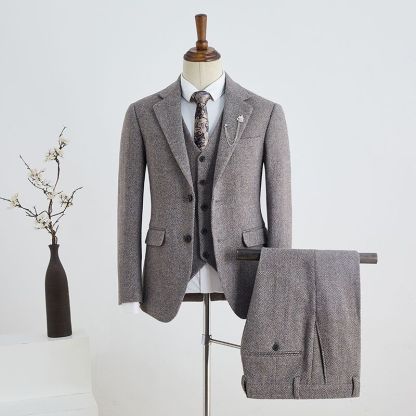 Burgess Popular Coffee Small Plaid 3 Pieces Notched Lapel Bespoke Business Suit-babyonlinedressde