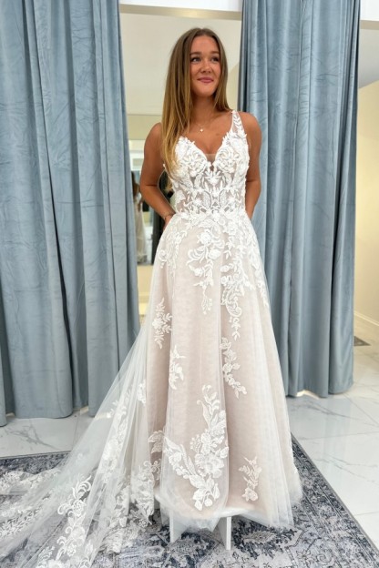 Schlichte Standesamt Hochzeitskleider Spitze A Linie Brautkleid V Ausschnitt-babyonlinedressde