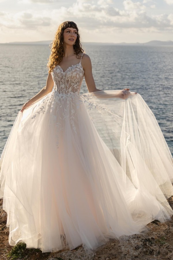 Boho Hochzeitskleider A Linie Spitze Tüll Brautkleider Schlicht