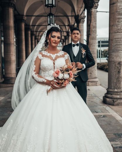 Designer A linie Hochzeitskleider Mit Ärmel | Brautkleider mit Spitze