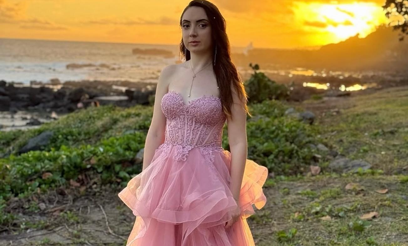 Entdeckt: Lange Abendkleider, die mit Ärmeln elegant punkten-babyonlinedressde