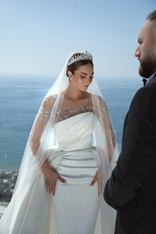Designer Hochzeitskleider A Linie Satin Brautkleid mit Ärmel-babyonlinedressde