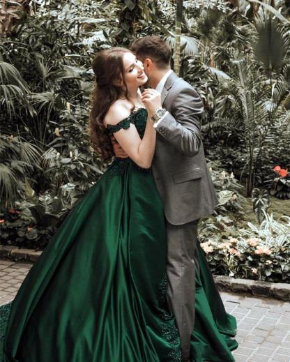 Günstige Grüne Abendkleider Lang Mit Spitze Prinzessin Bodenlang Abendmoden Online-babyonlinedressde