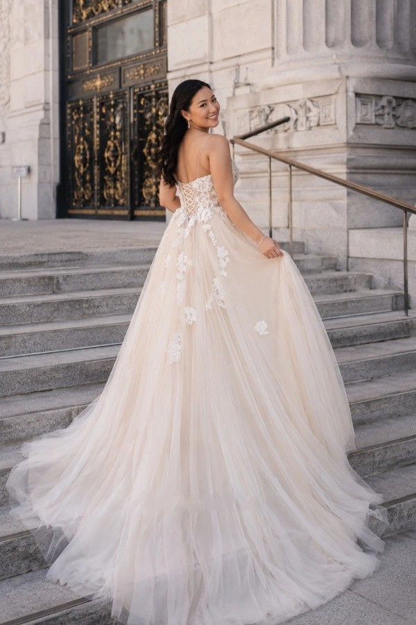 Schlichte Brautkleider A Linie Mit Spitze Boho Hochzeitskleider