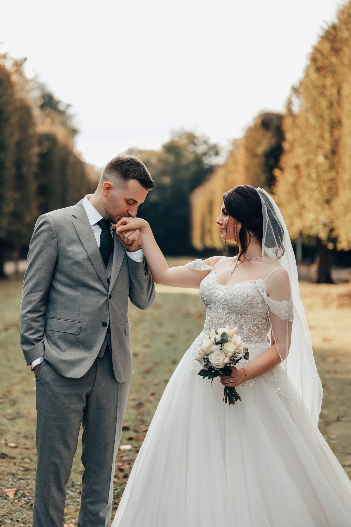 Günstige Hochzeitskleider A Linie Spitze Brautkleider Aus Tüll