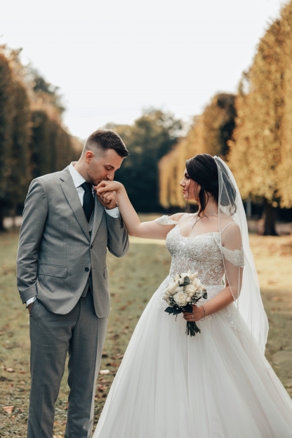 Günstige Hochzeitskleider A Linie Spitze Brautkleider Aus Tüll