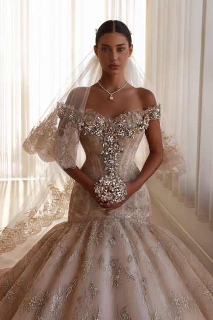 Extravagante Hochzeitskleider Spitze Meerjungfrau Stil Brautkleider Mit Glitzer-babyonlinedressde