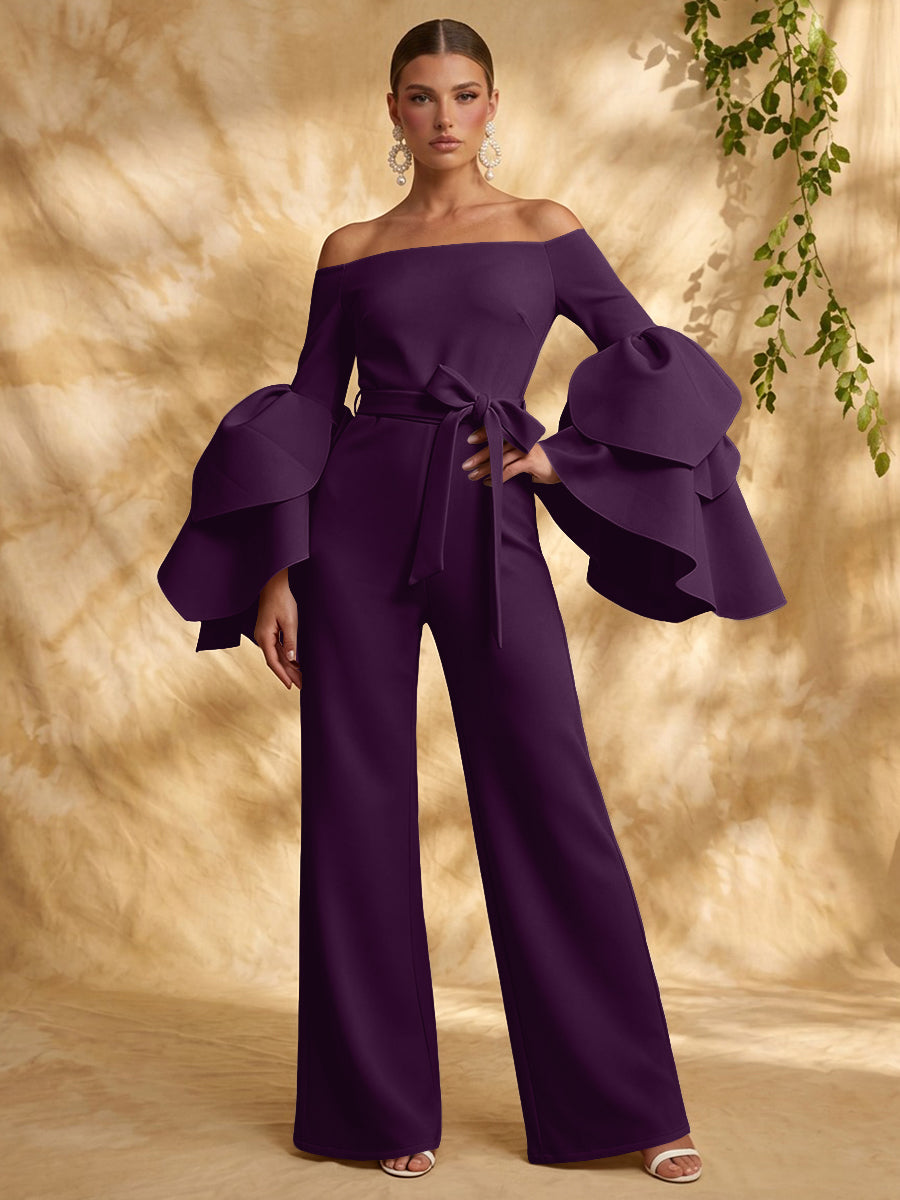 Lila Satin-Kee1160944 Grape Jumpsuit mit schulterfreiem Ausschnitt und Volants, Vorderansicht