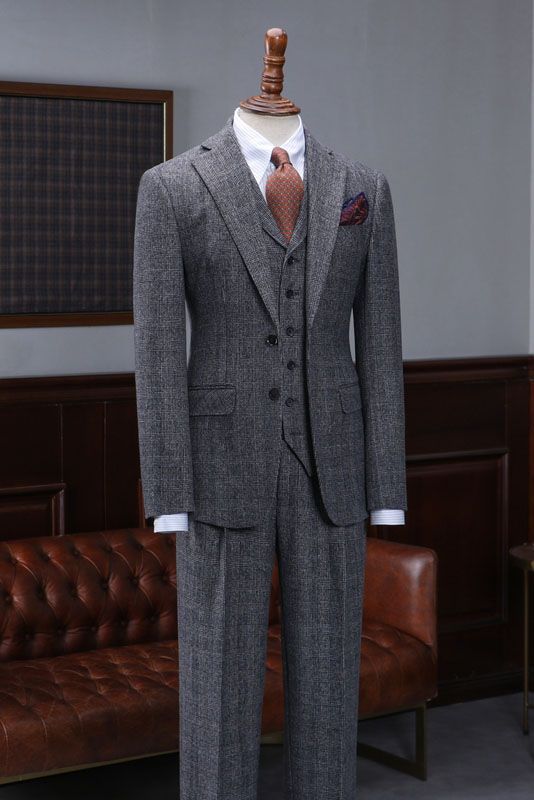 Alvin Trendy Dark Gray Plaid 3 Pieces Business Suit For Men-babyonlinedressde