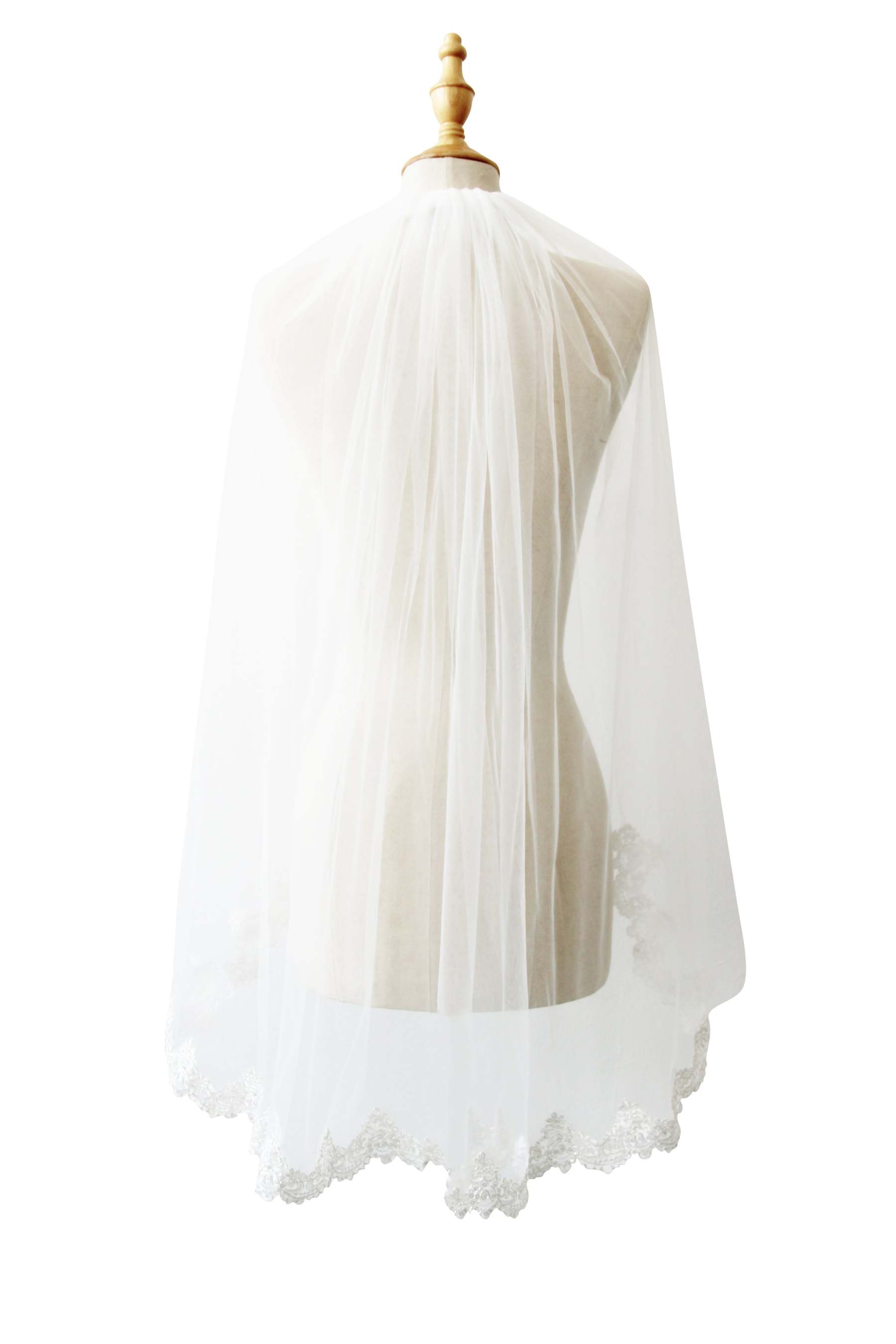 Elegante Brautschleier Kurz Mit Spitze Kostenlos Bekommen-babyonlinedressde