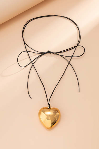 Alloy Heart Pendant Decor String Tied Up Necklace