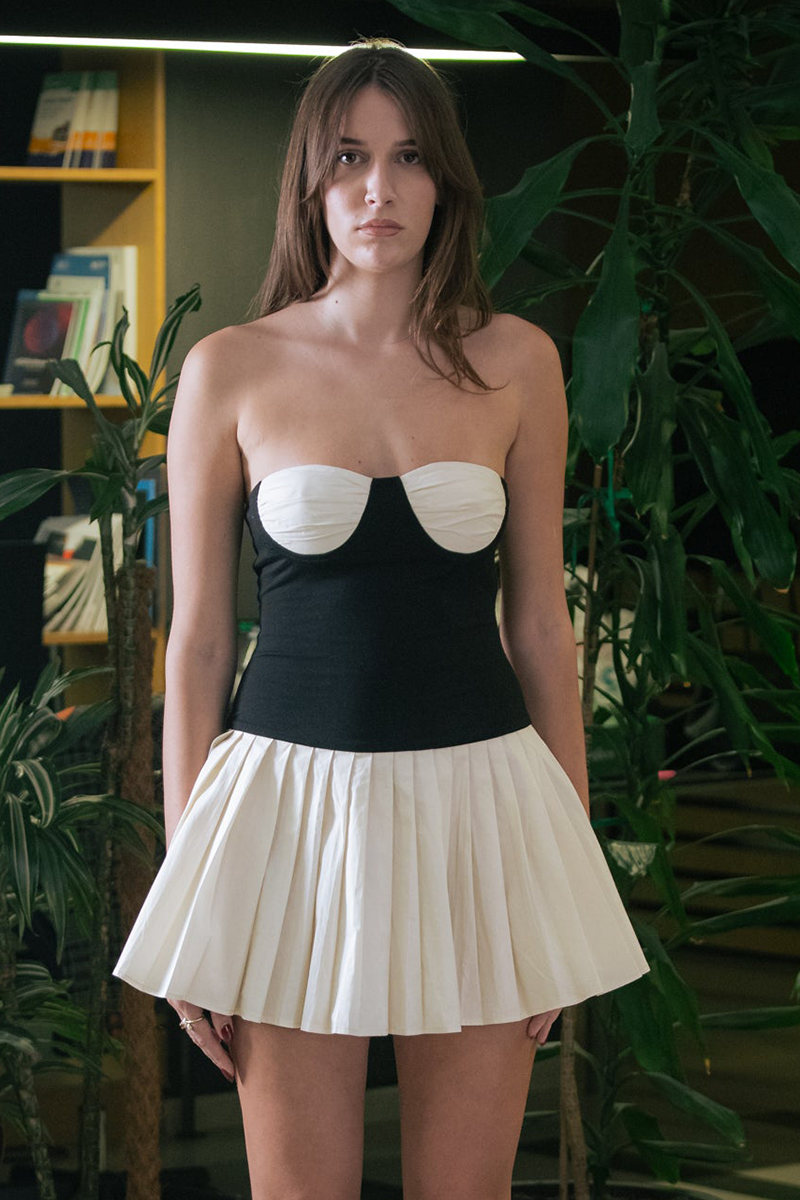 Colorblock Cinch Waist Pleated Hem Strapless Mini Dresses-Black