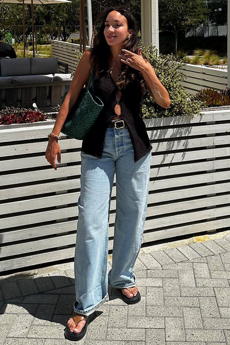 V Neck Cutout Solid Color Front Slit Knit Tank Top-White