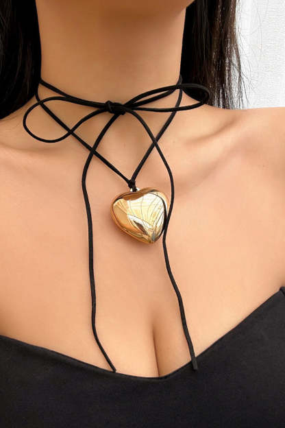 Alloy Heart Pendant Decor String Tied Up Necklace