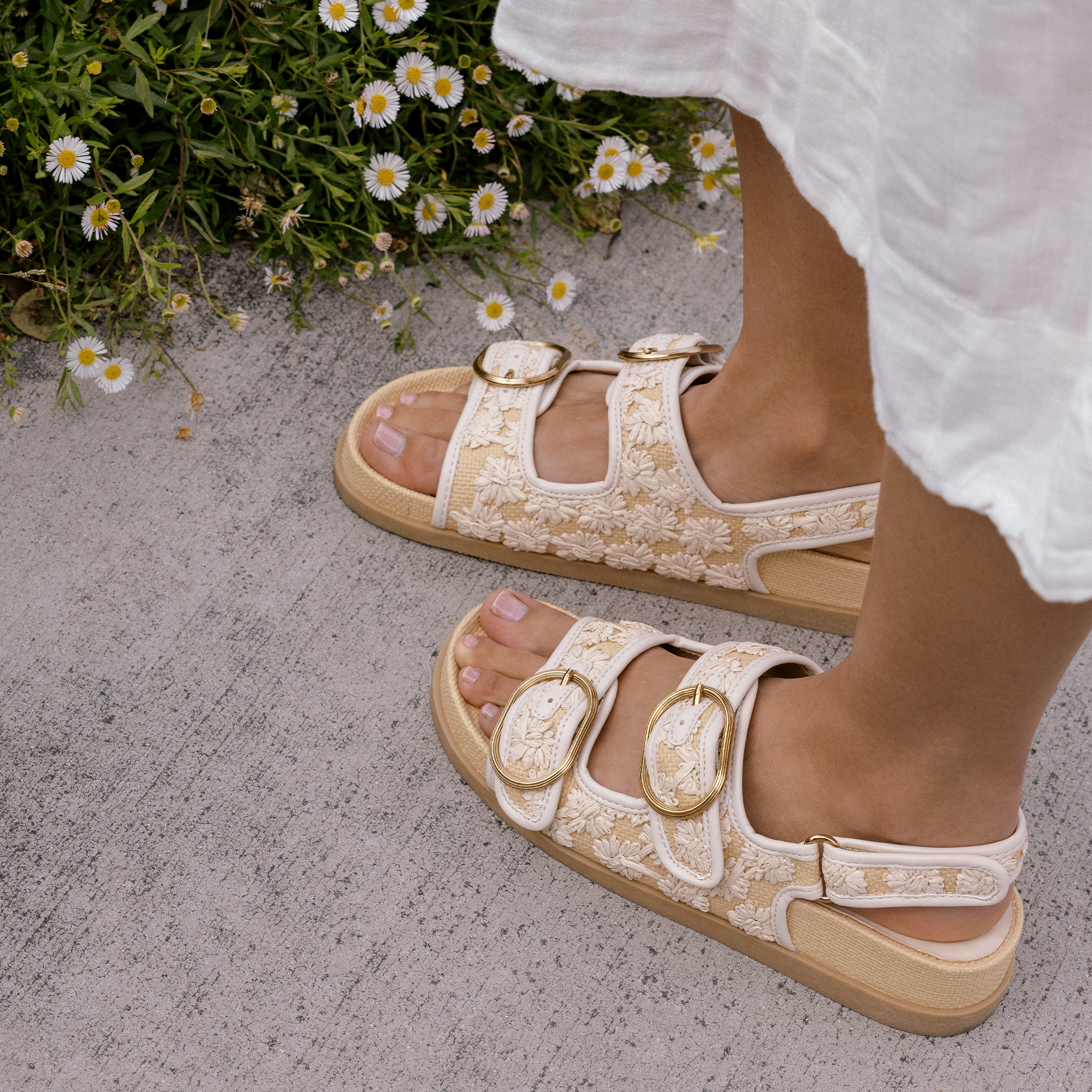 Starla Sandals Creme Floral Raffia