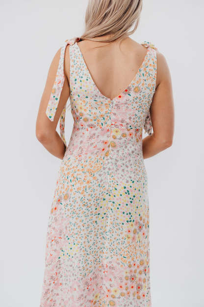 Floral Print V Neck Tied Up Sleeveless Midi Dresses-Beige Pre Order