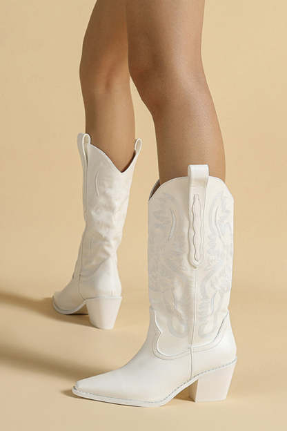 White Pointy Toe Quilted Pattern PU Leather Boots