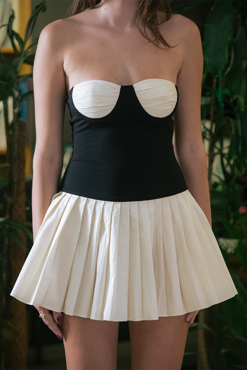 Colorblock Cinch Waist Pleated Hem Strapless Mini Dresses-Black