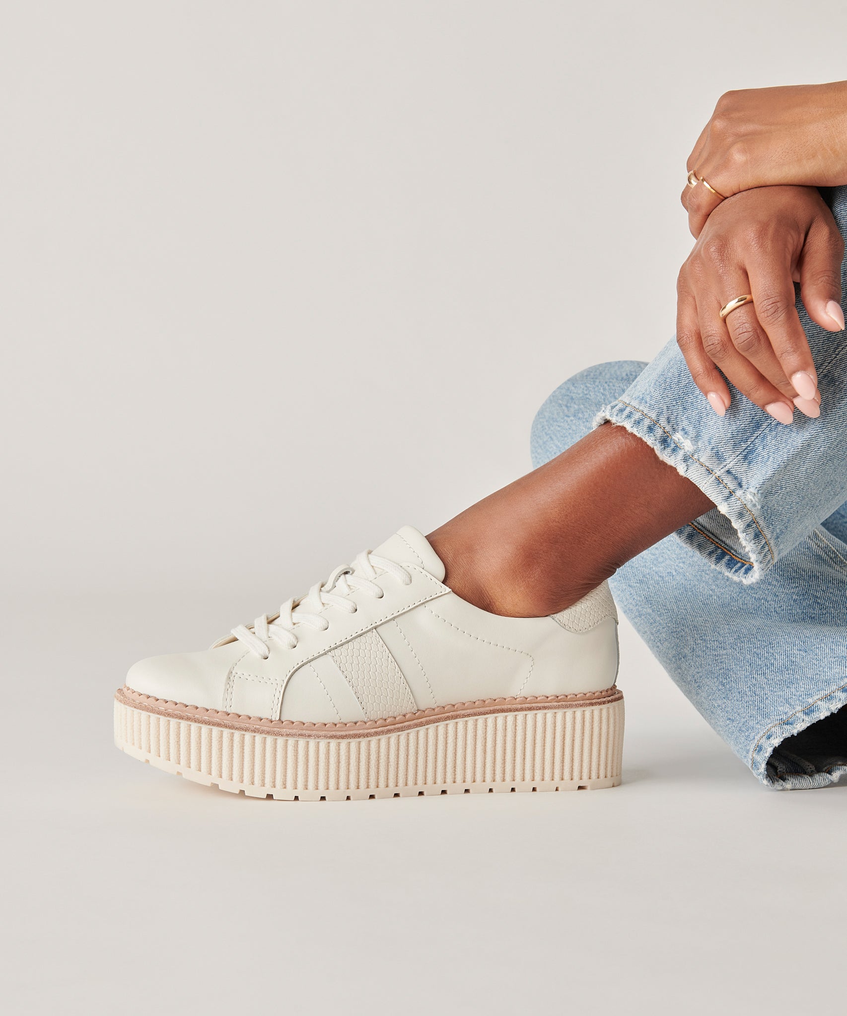 Tiger Sneakers White Leather