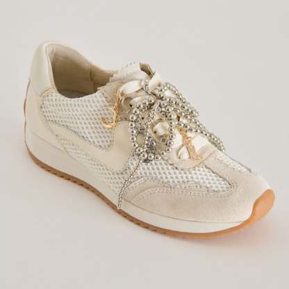B.Ntcd Sneakers White Mesh + Pin Charm Bundle
