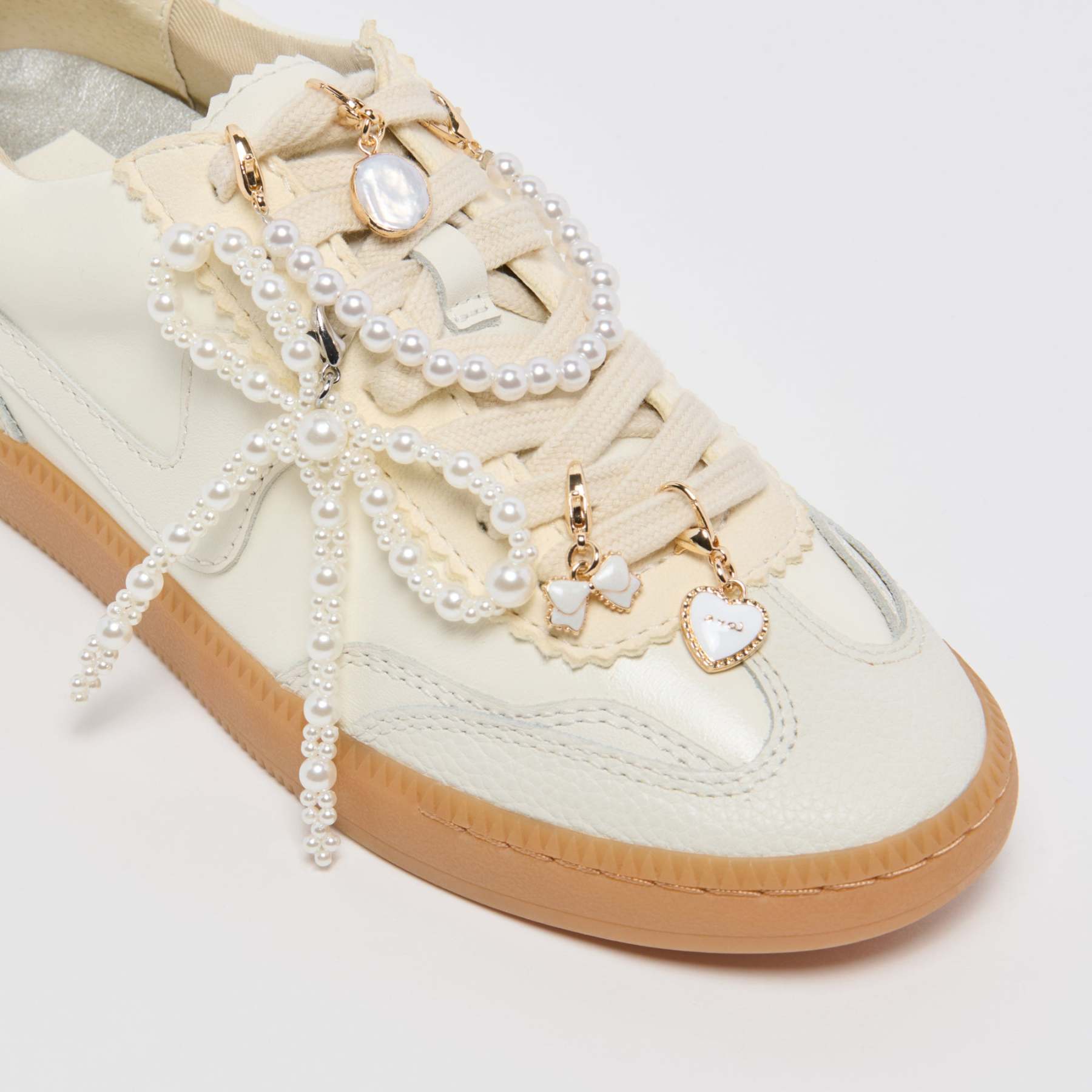 Notice Sneakers White + Pearl Charm Bundle