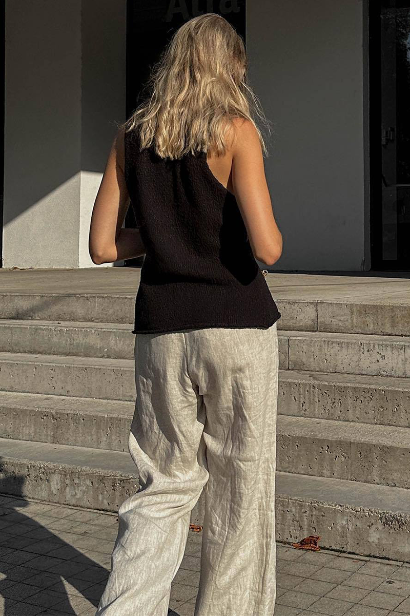 V Neck Cutout Solid Color Front Slit Knit Tank Top-White