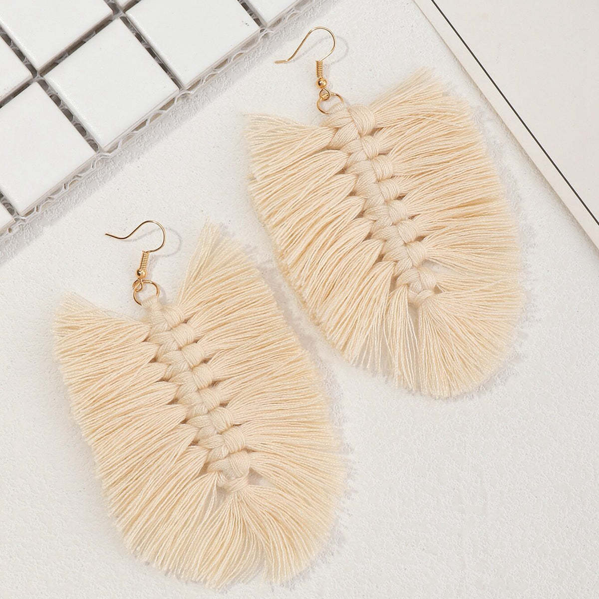 Handmade Woven  Earrings Bohemian National Wind
