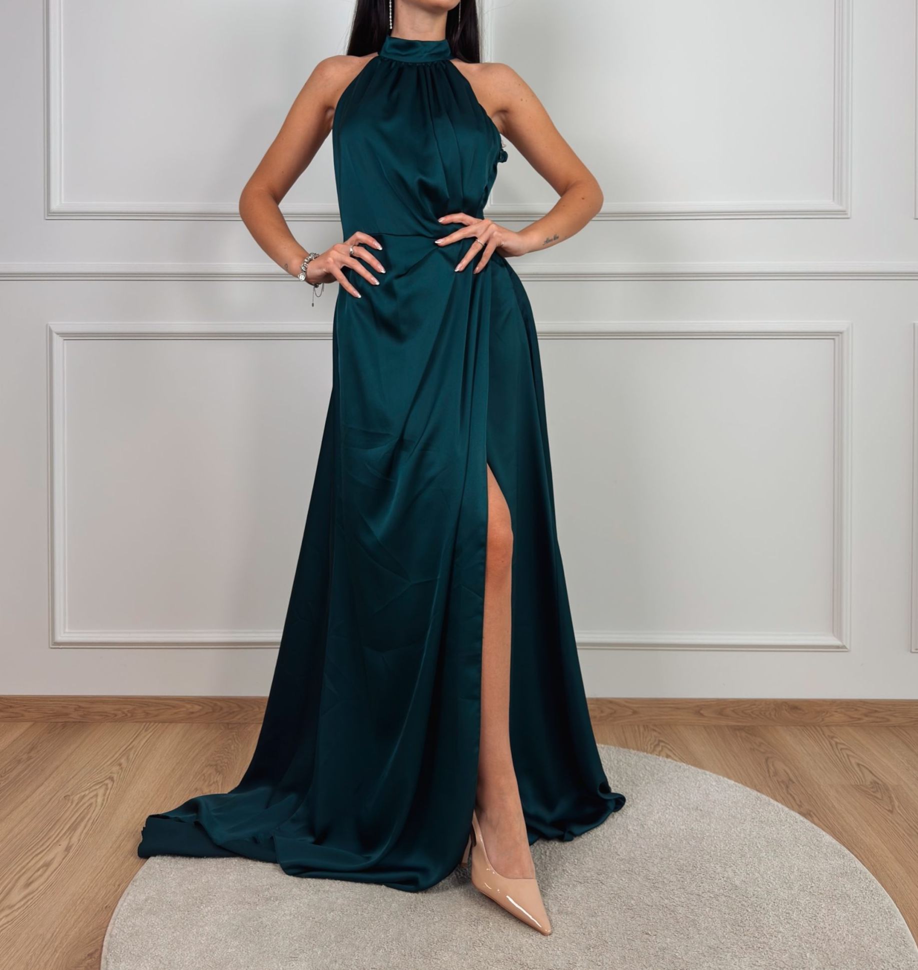 [Copy]Beige One-Shoulder Midi Dress with Back Slit & Bodycon Silhouette