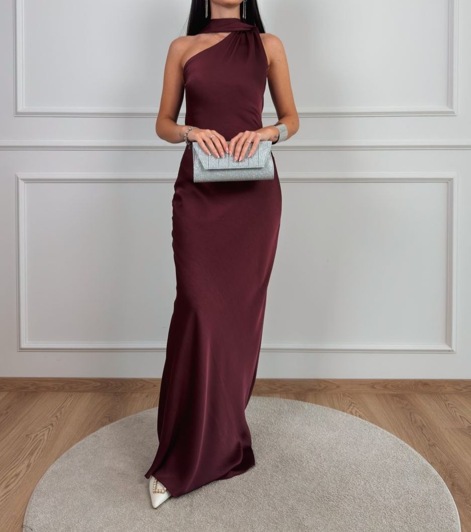 [Copy]Elegant satin gown—sleeveless strapless design with a floor-length skirt