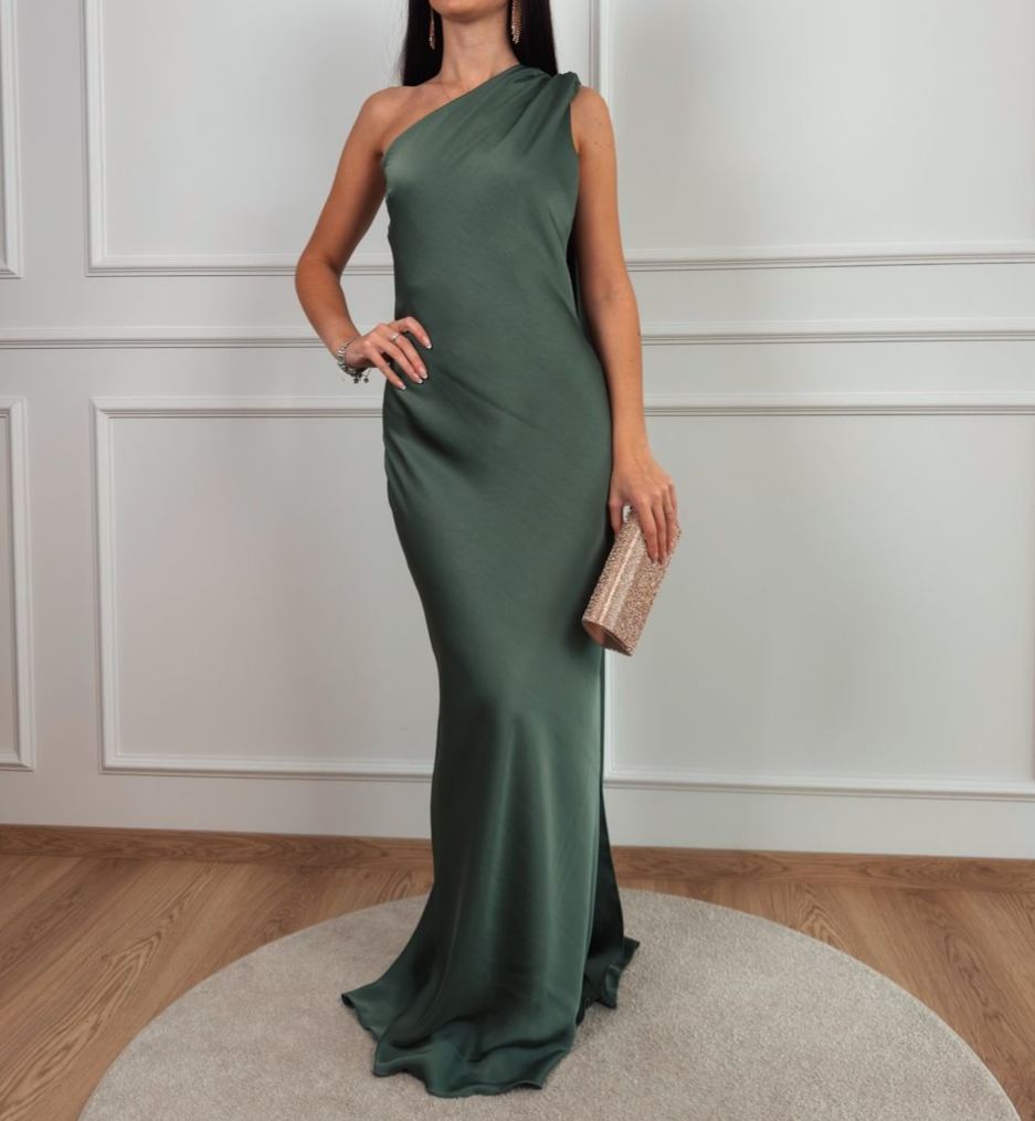 [Copy]Elegant satin gown—sleeveless strapless design with a floor-length skirt