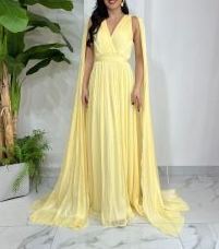 [Copy]Satin Halter Neck Maxi Dress with Keyhole Cutout & Ruched Waist