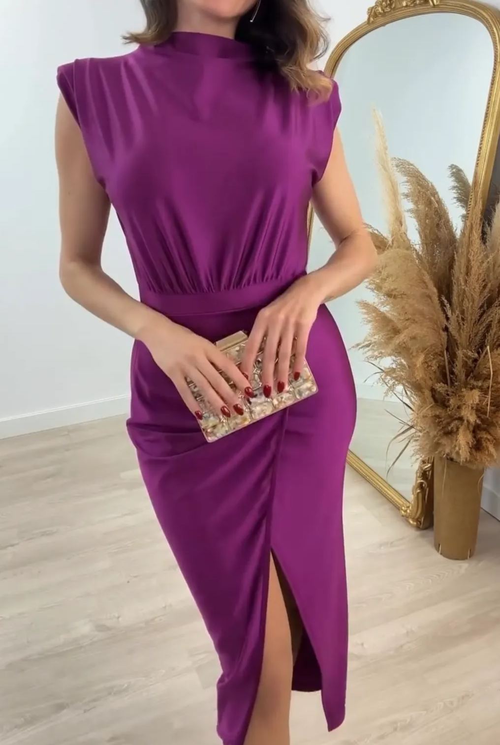 [Copy]Plum Leaf Print Midi Dress with Puffed Sleeves & Ruched Waist