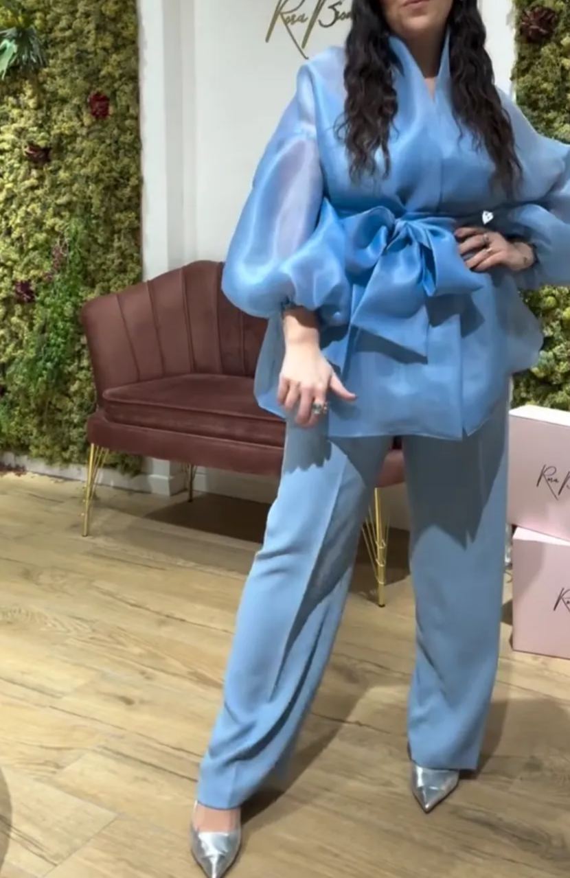 [Copy]Pleated midi dress with tie-front detailing and sleeveless design