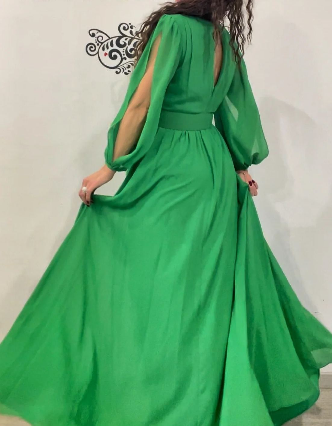 [Copy]Teal Halter Neck Wide-Leg Jumpsuit with Elastic Waist & Flowy Chiffon