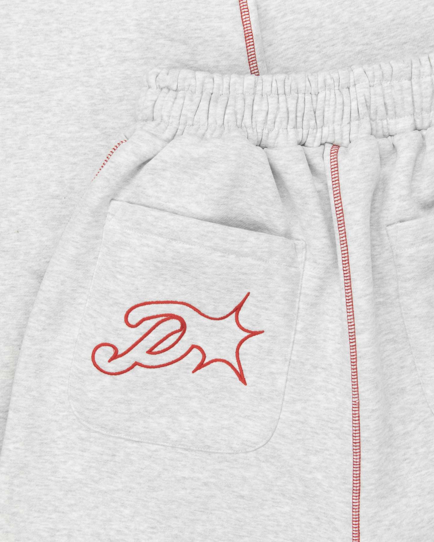 GREY/RED BRUDDA SWEATS