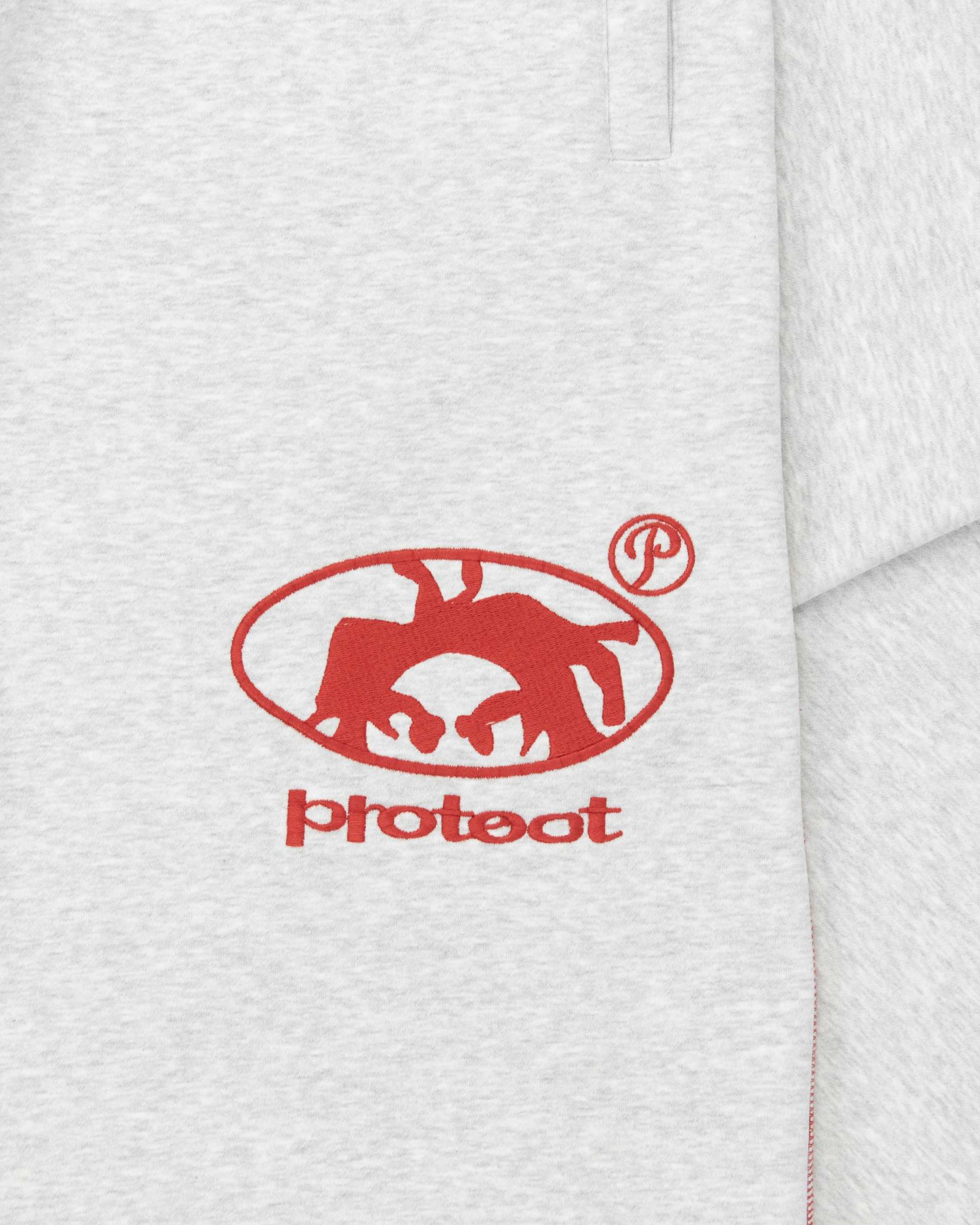 GREY/RED BRUDDA SWEATS