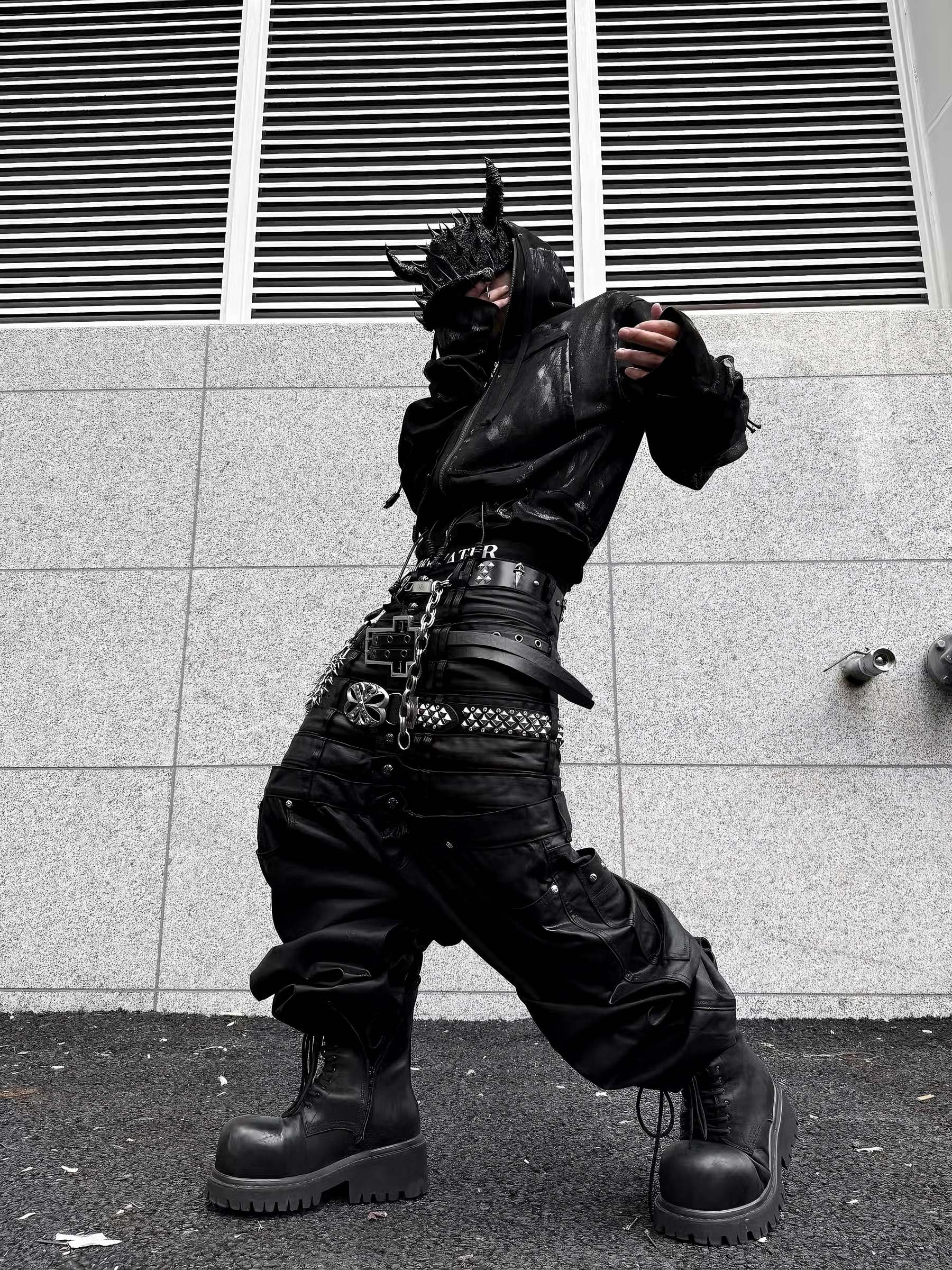 8 Backs J-Cut Pants (Black) (Available)