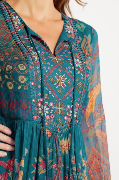 Mirapani Dress