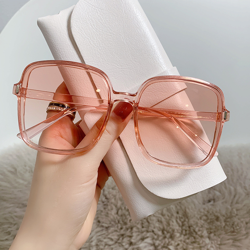 Women’s retro square UV-proof sunglasses