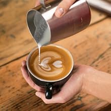 Latte art, la mejor m&aacute;quina para hacer arte con leche, vaporizador de leche con cafetera espresso