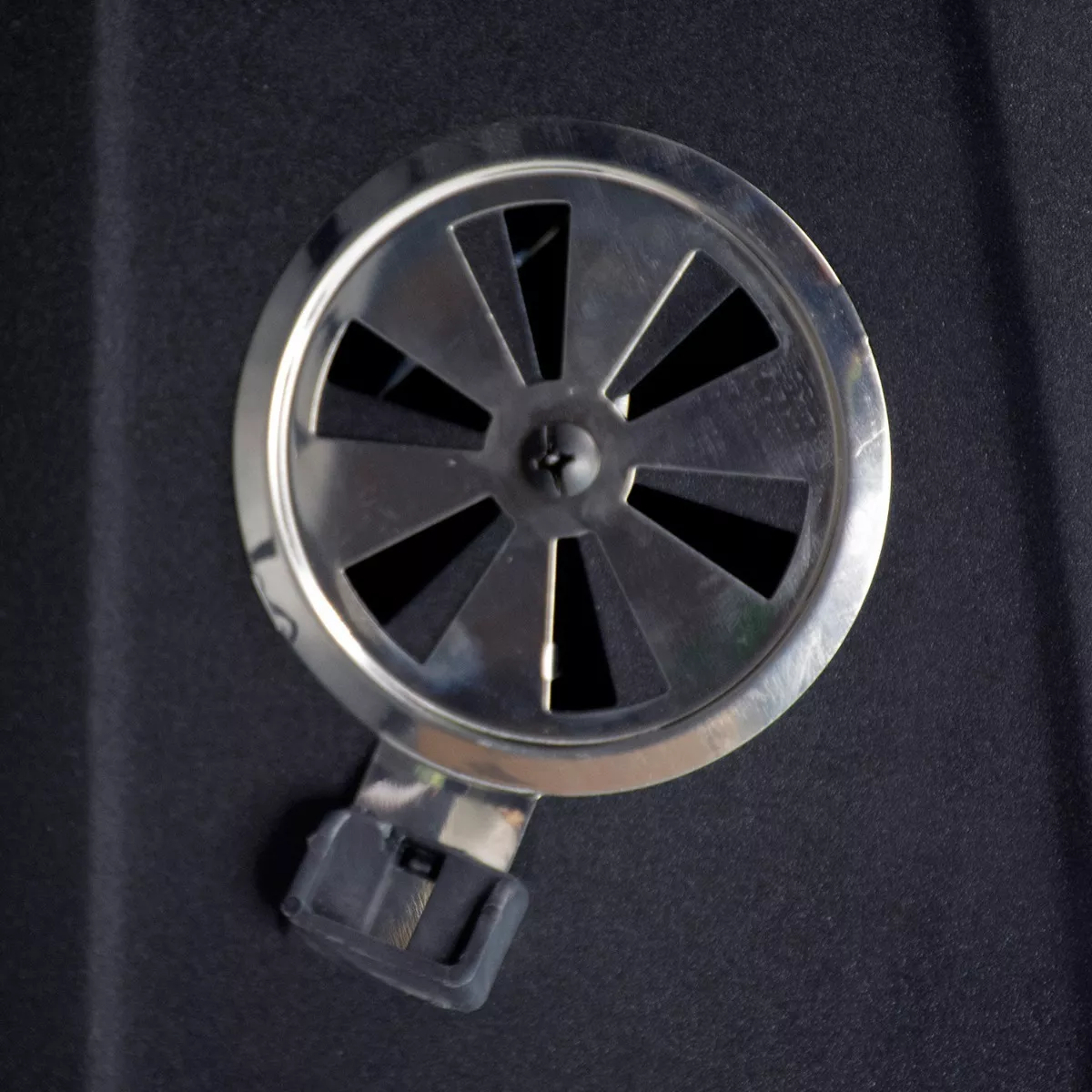 Asador Ahumador Carbon Para Carne Parrilla Resistente Acero Color Negro