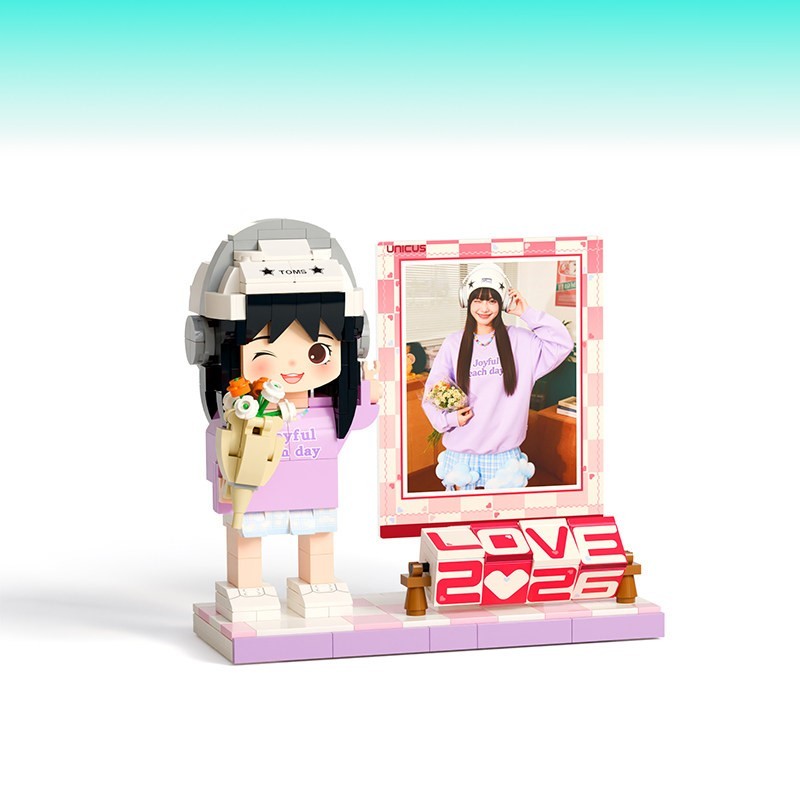 2026 New Custom Bricks Figurines, Personalized Cartoon Style Brick Figures with DIY Rotating Nameplates, Valentine's Day and Anniversary Gift for Girlfriend