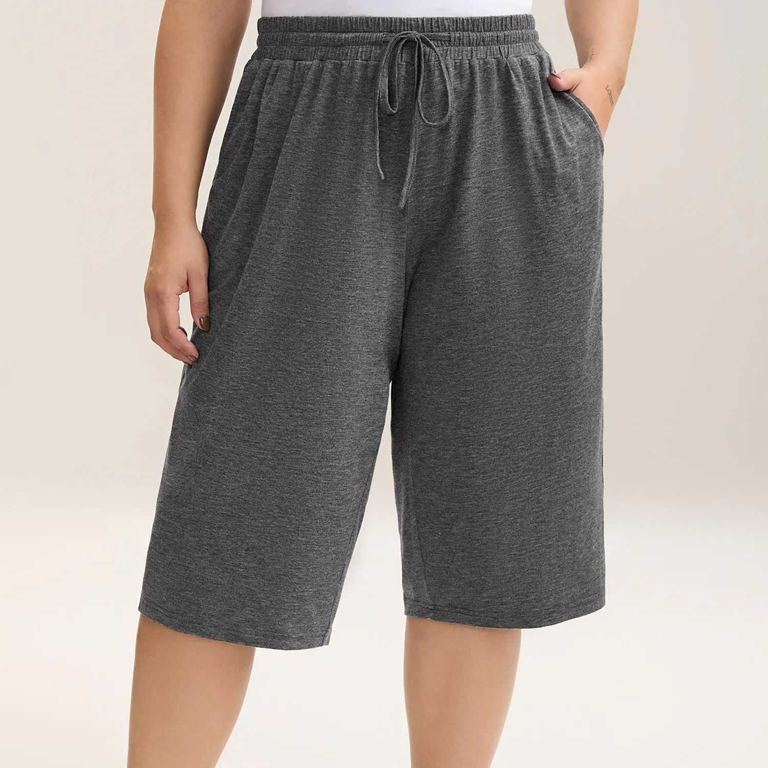 Women's Casual Drawstring Waist Knit Bermuda Shorts With Pockets