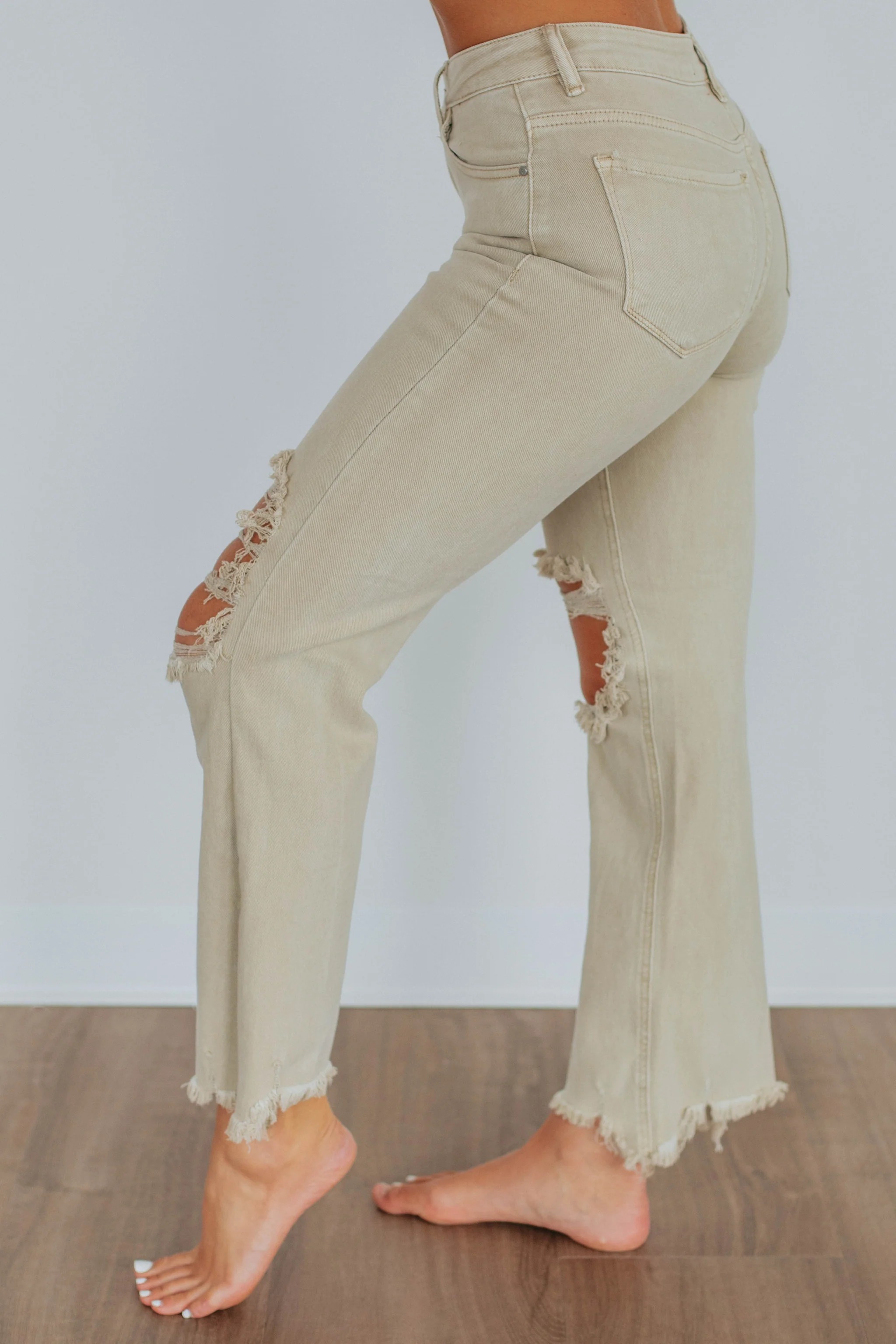 Women's Distressed Stretch High Rise Straight Jeans