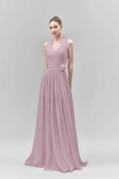 Chic Sleeveless Straps V Neck Long Formal Dress With Pleated Belt