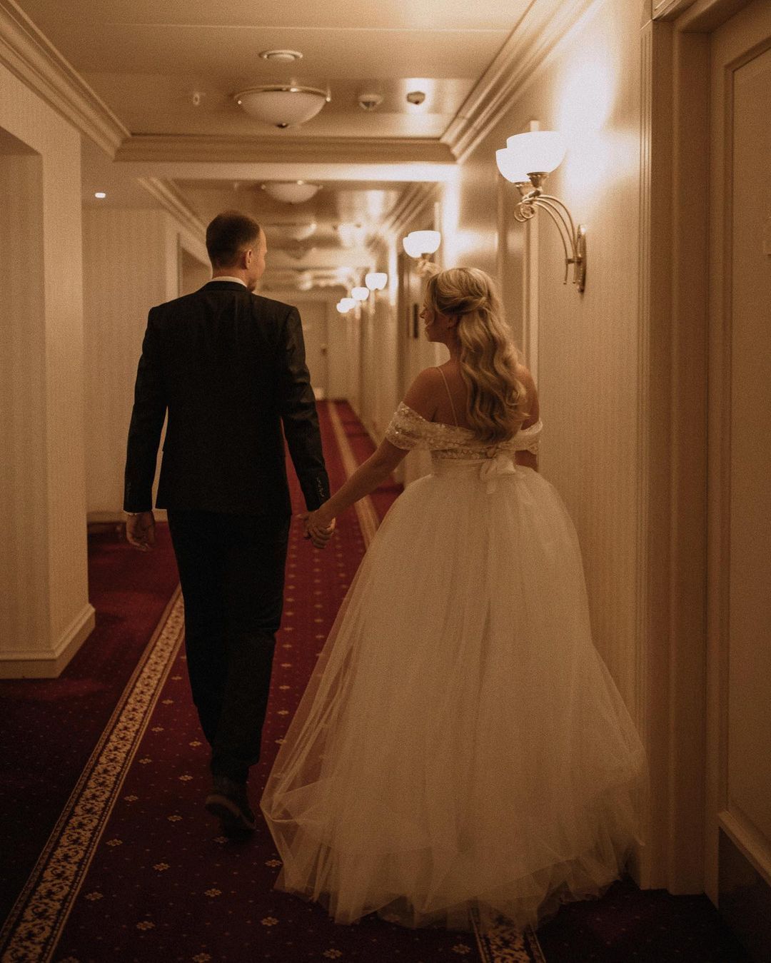 Chic Off-The-Shoulder Mermaid Long Wedding Dress with Detachable Tulle Train