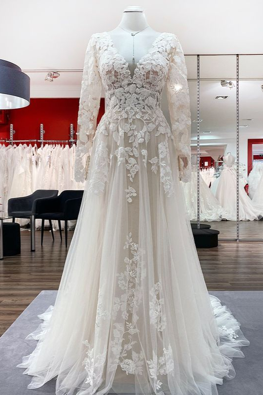 Classy Ivory Long Sleeves A-Line Lace Open Back Wedding Dresses with Tulle Appliques