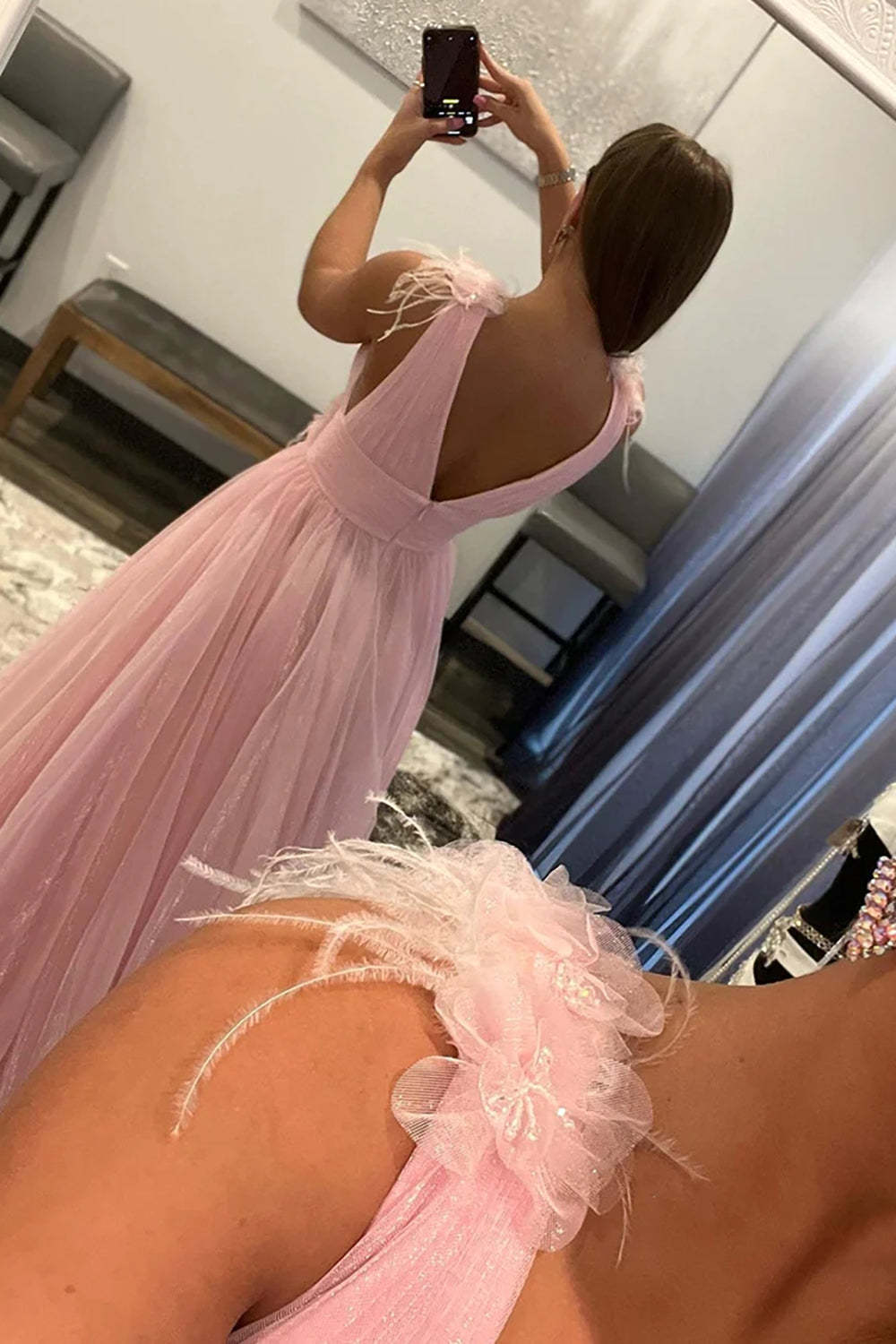 Long V-Neck Prom Dress in Light Pink Tulle Featuring an Open Back