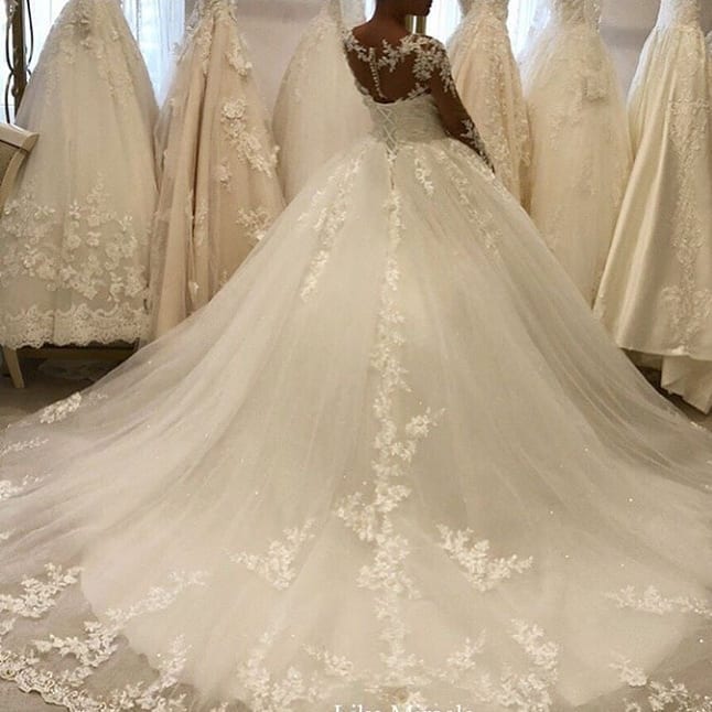 Beautiful Appliques A-Line Bateau Long Sleeves Wedding Dress with Tulle Lace Ruffles